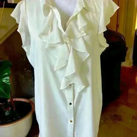 Calvin Klein, blouse 
v-neckline L white ruffle front  airy cool.Great cond. - Picture 1 of 15